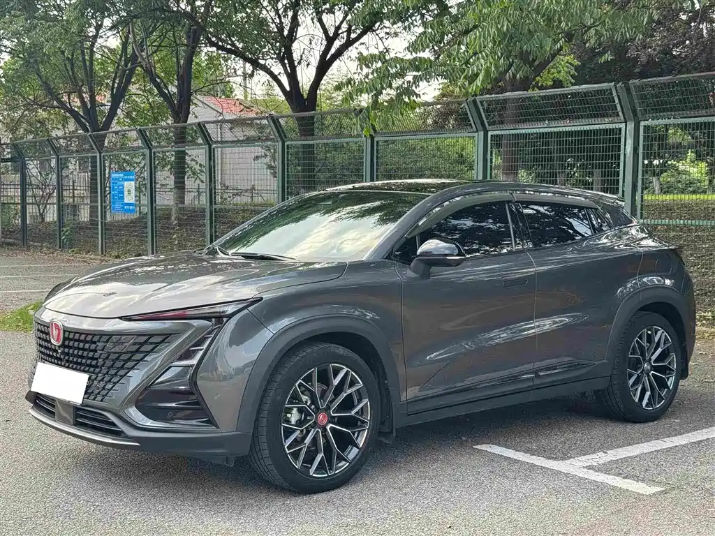 Changan UNI-T 1.5 T Distinguished