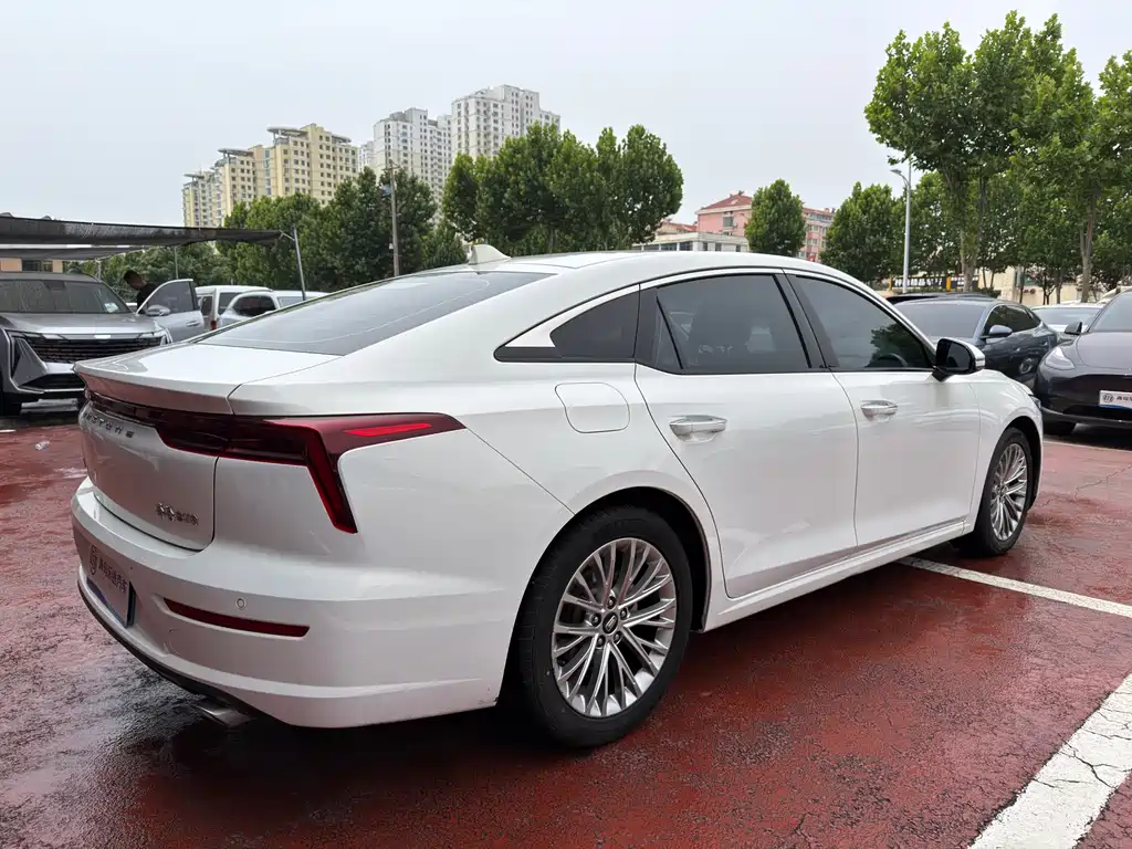 Besturn B70 1.5 T Auto Joy