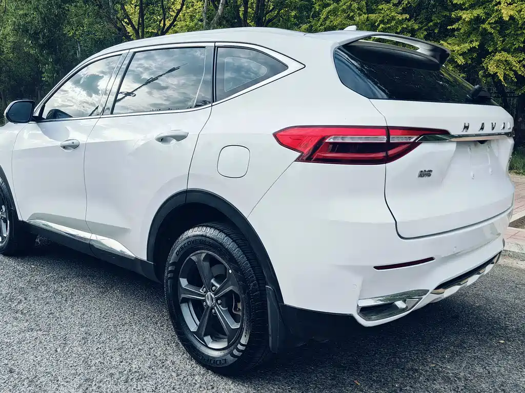 Haval F7 1.5 T 2 WD i CN-VI