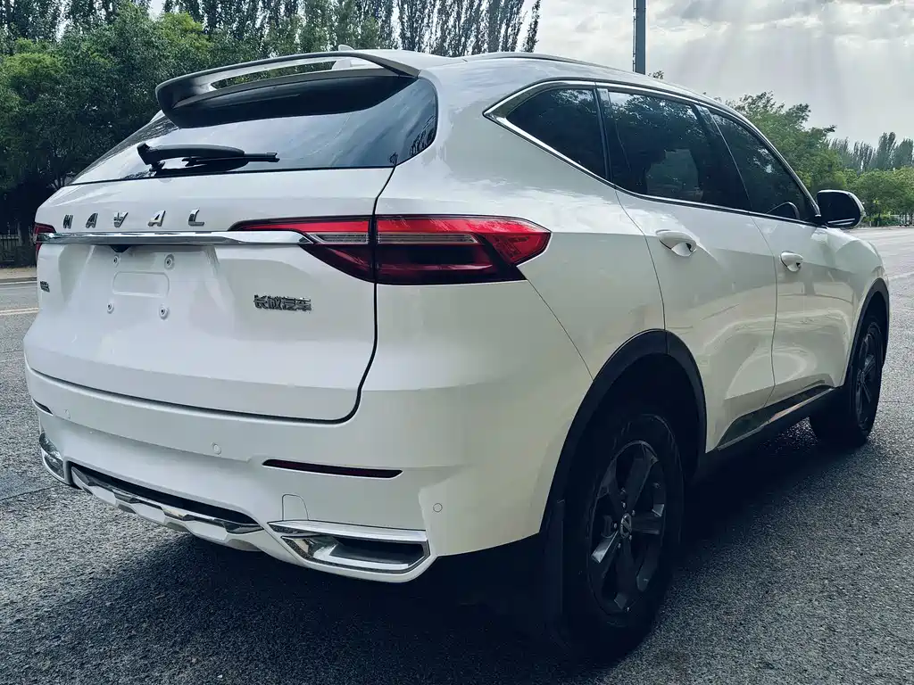 Haval F7 1.5 T 2 WD i CN-VI