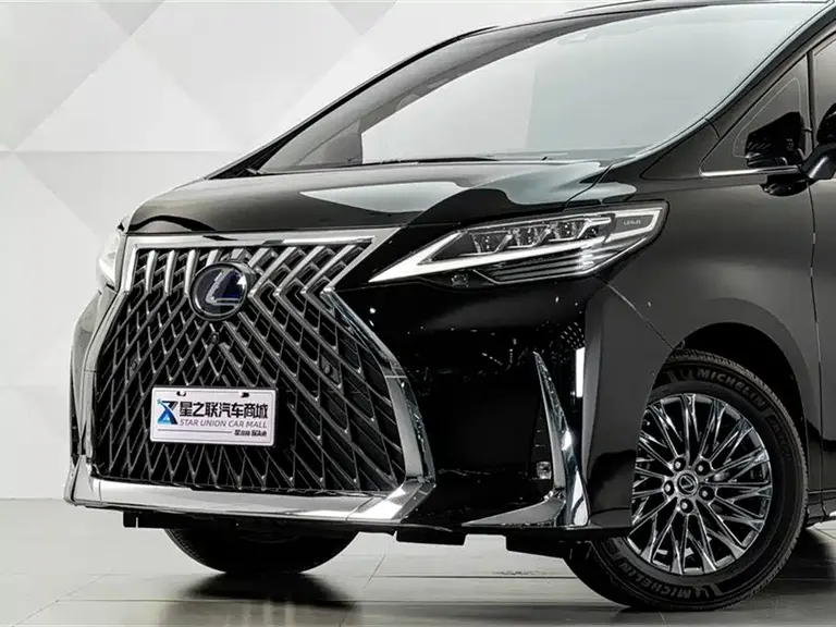 Lexus LM 300 h 7-seat Elegant