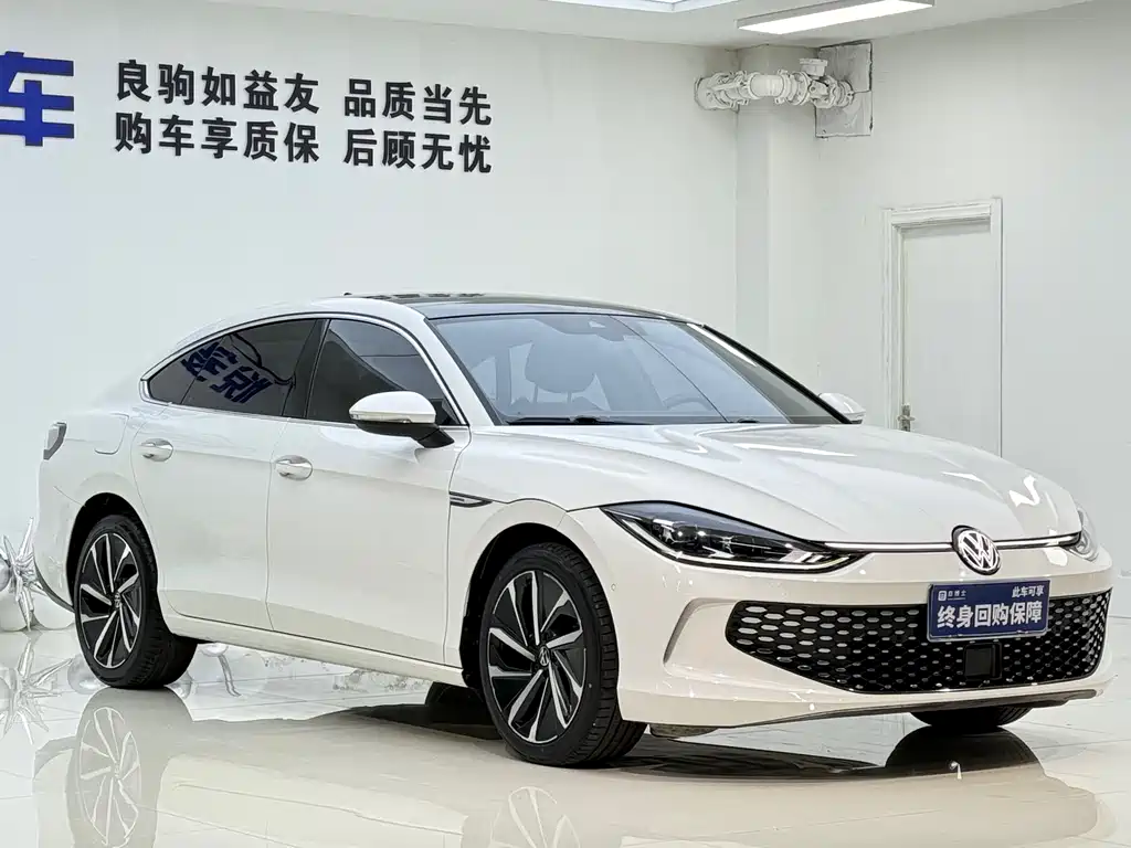 Lamando Lamando L 280 TSI DSG Super Hot Flagship