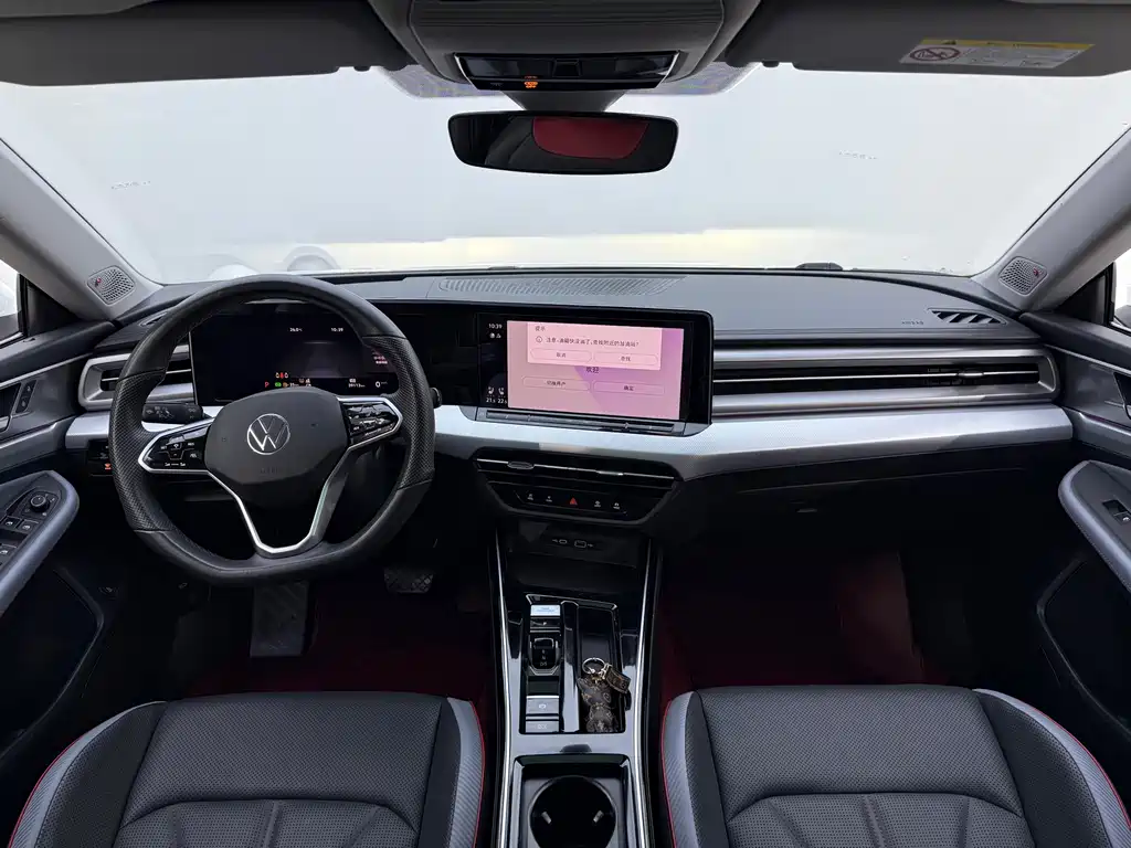 Lamando Lamando L 280 TSI DSG Super Hot Flagship