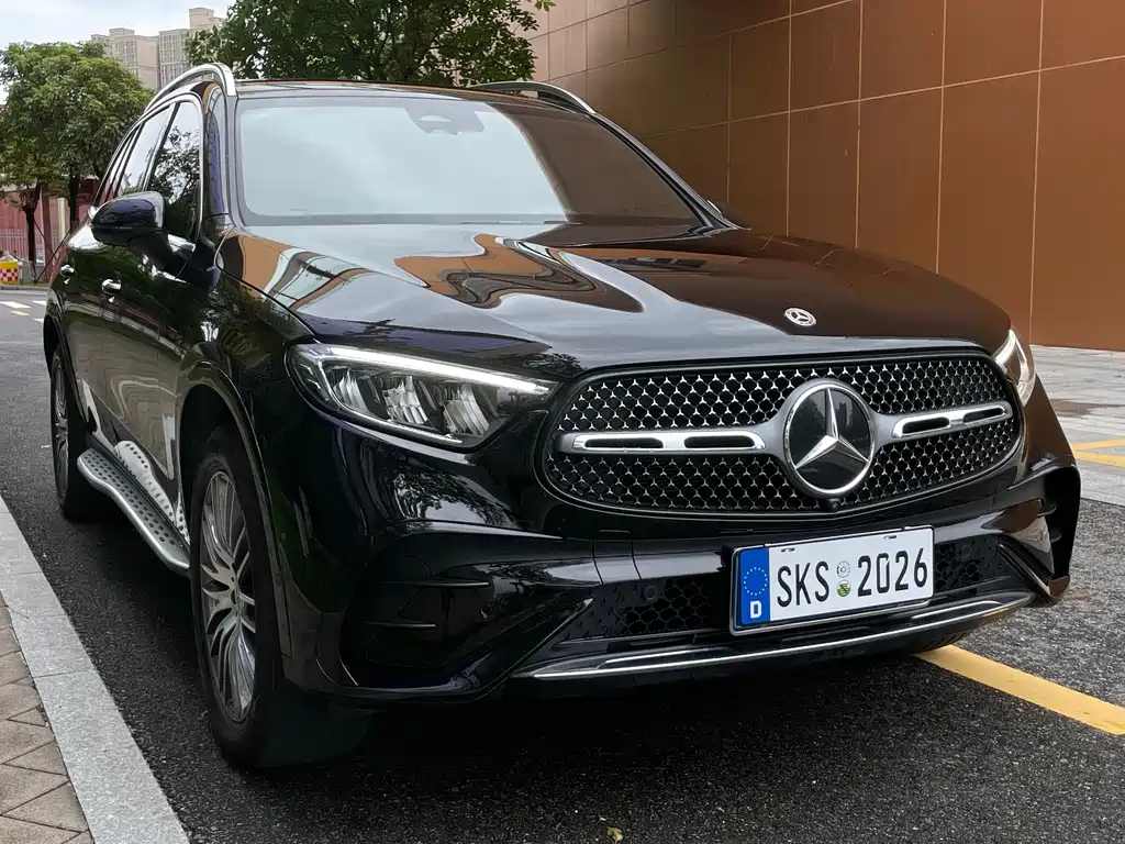Mercedes-Benz GLC GLC 300 L 4 MATIC Dynamic 5-seat