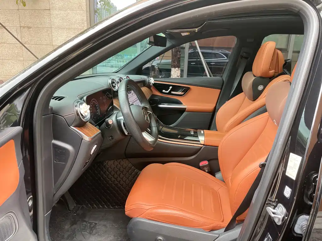 Mercedes-Benz GLC GLC 300 L 4 MATIC Dynamic 5-seat