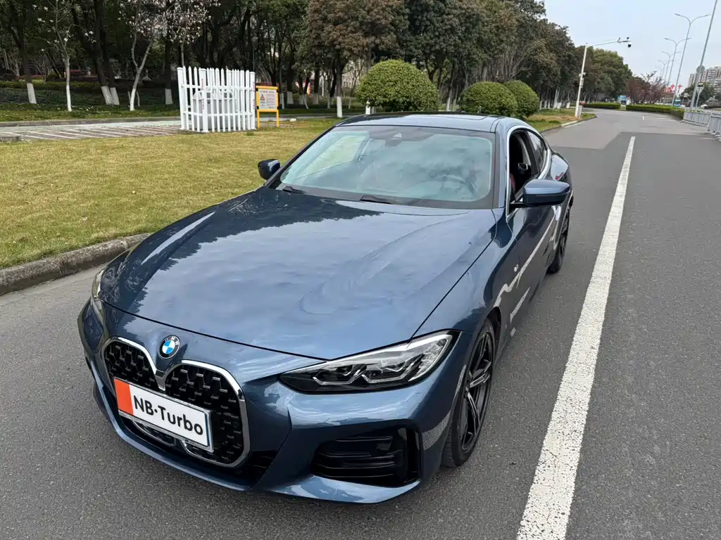 BMW 4 Series 425 i M Sport Package
