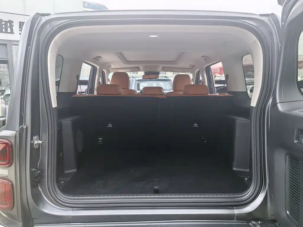 Haval H9 2.4 T Diesel 4 WD Extreme Realm
