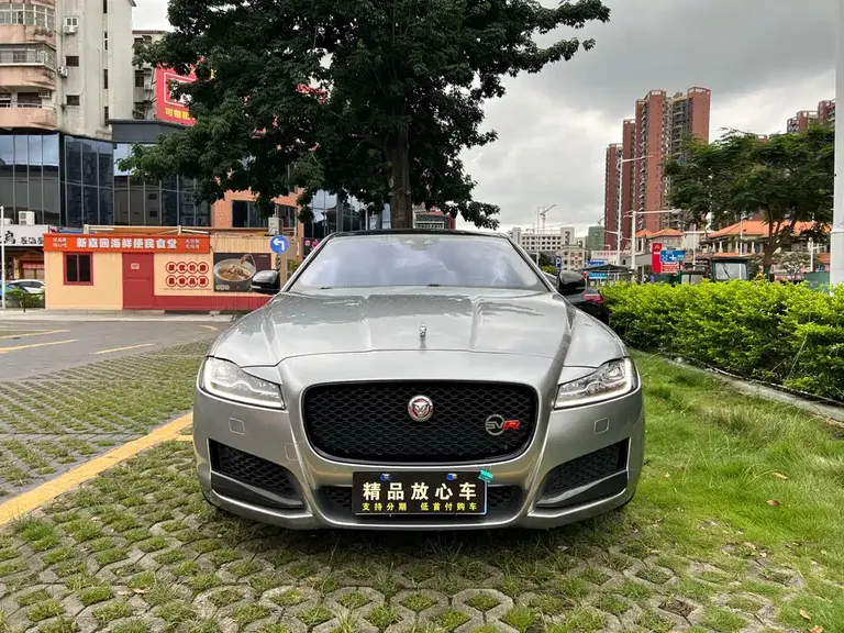 Jaguar XFL XFL 2.0 T 250 PS Luxury