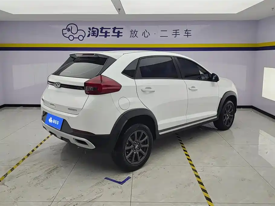 Tiggo 3 x 1.5 L CVT Outstanding