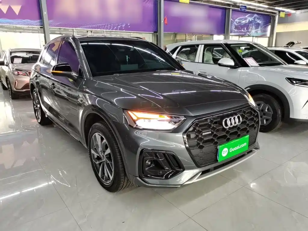 Audi Q5 L 40 TFSI Luxury Dynamic
