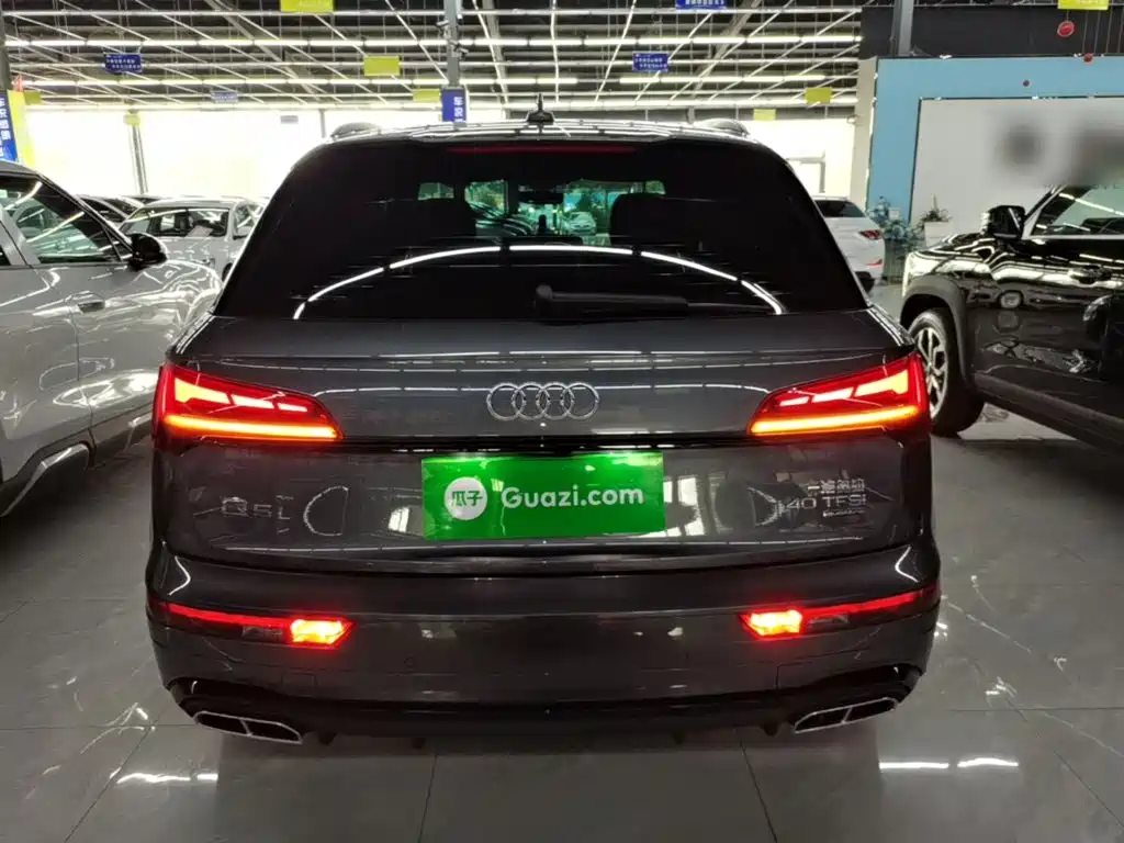 Audi Q5 L 40 TFSI Luxury Dynamic