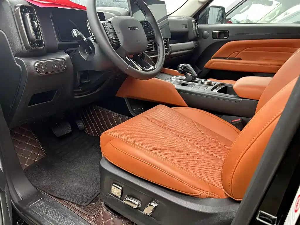 Haval H9 2.0 T Gasoline 4 WD Extreme Realm