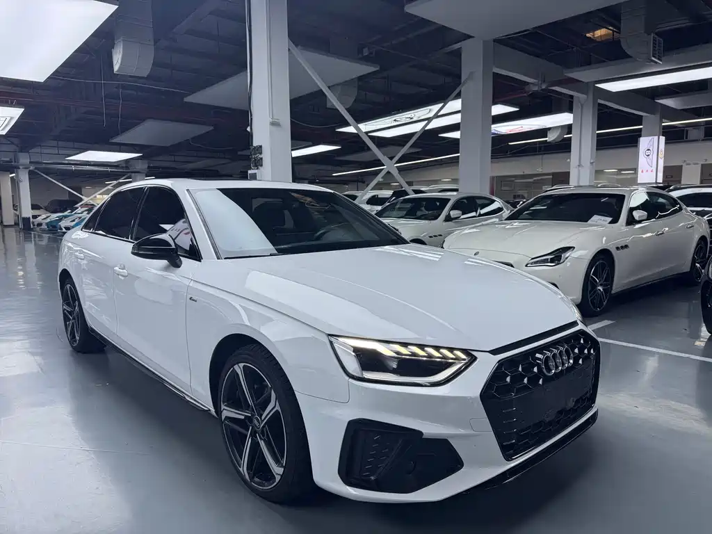Audi A4 L 200 10 K Joy 40 TFSI Luxury Dynamic
