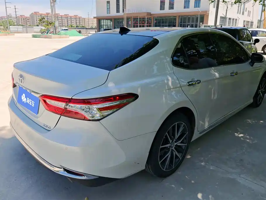Camry 2.5 G Luxury