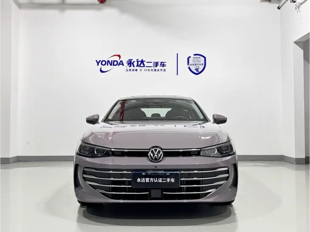 Passat Pro 380 TSI Starry Sky Dragon Supreme