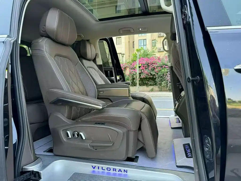 Viloran 380 TSI Flagship