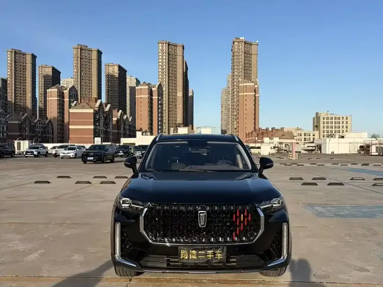 GAC Trumpchi GS8 320 T 2 WD Luxury Connected (7-seat)