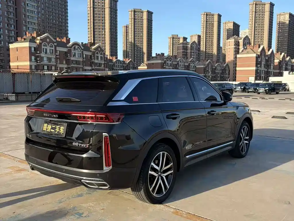 GAC Trumpchi GS8 320 T 2 WD Luxury Connected (7-seat)