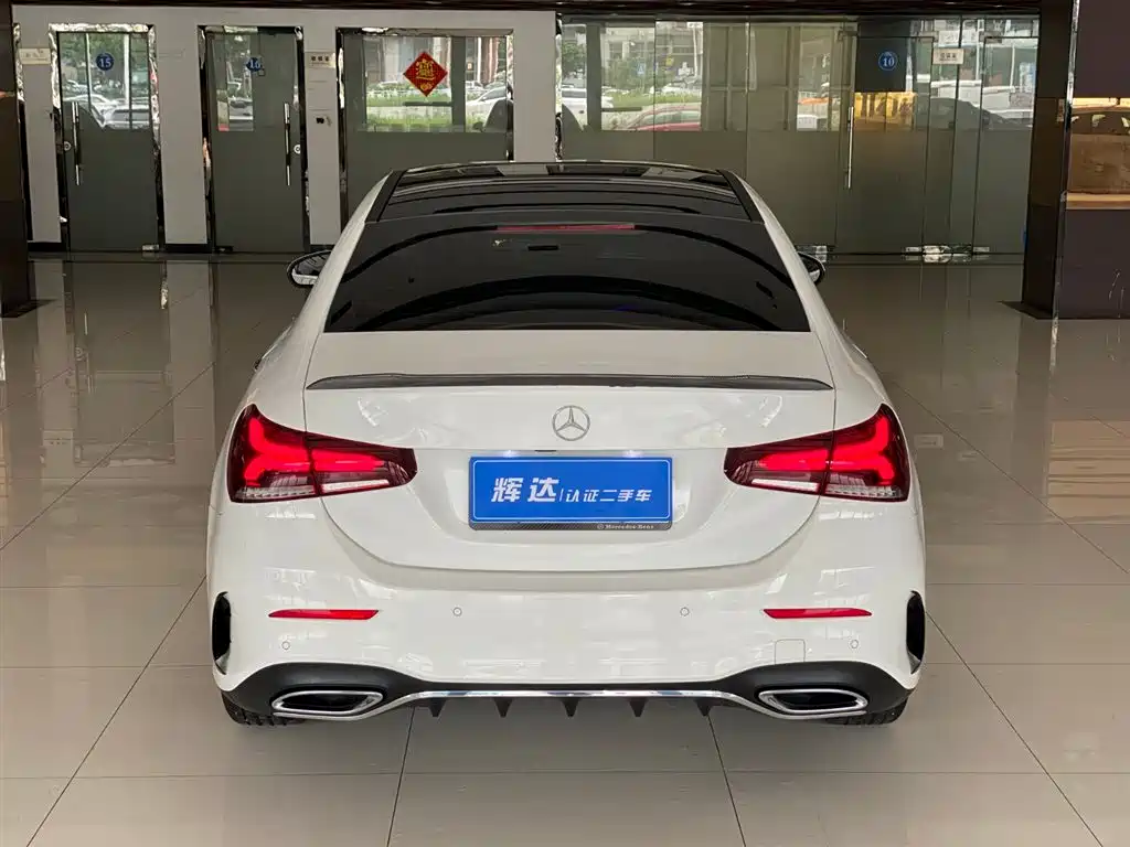 Mercedes-Benz A-Class Facelift III A 200 L Sport Sedan Fashion