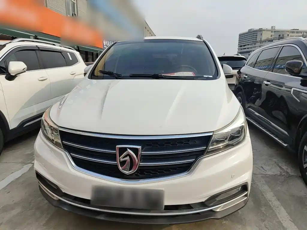 Baojun 730 1.8 L iAMT Luxury 7-seat