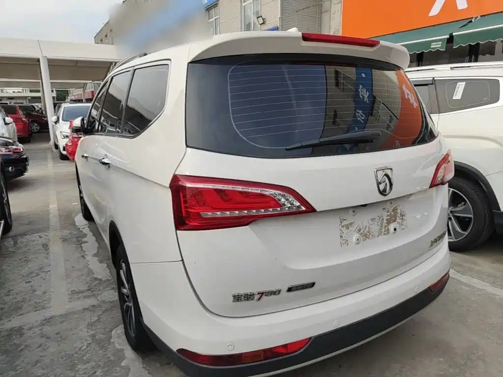 Baojun 730 1.8 L iAMT Luxury 7-seat