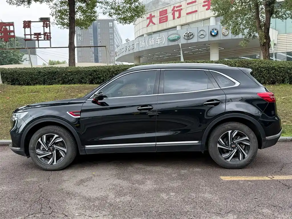 Hongqi HS5 Facelift 2.0 T Connected Flagship Enjoyment