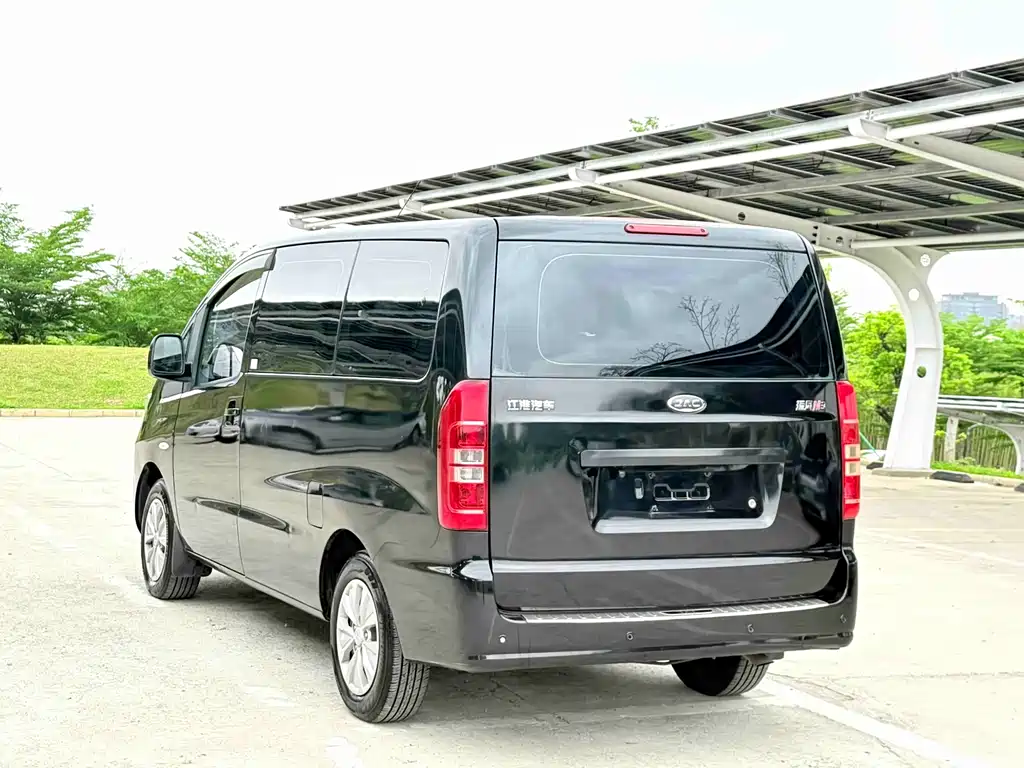 Refine M3 瑞风M3 2016款 宜家版 1.6 L 豪华智能型
