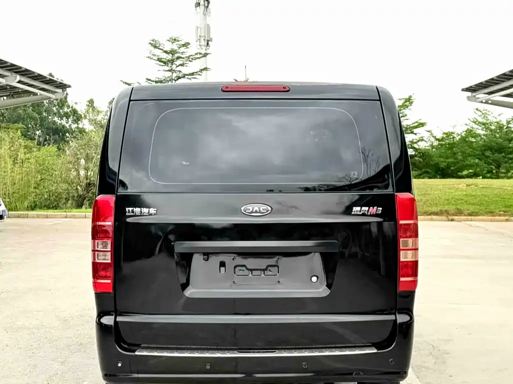 Refine M3 瑞风M3 2016款 宜家版 1.6 L 豪华智能型