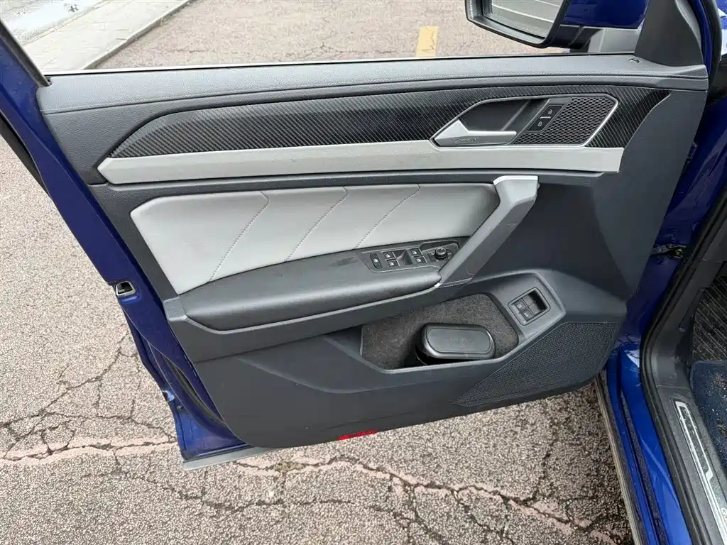 Tayron GTE PHEV 探岳 PHEV 2023款 280 TSI 豪华Plus进阶版