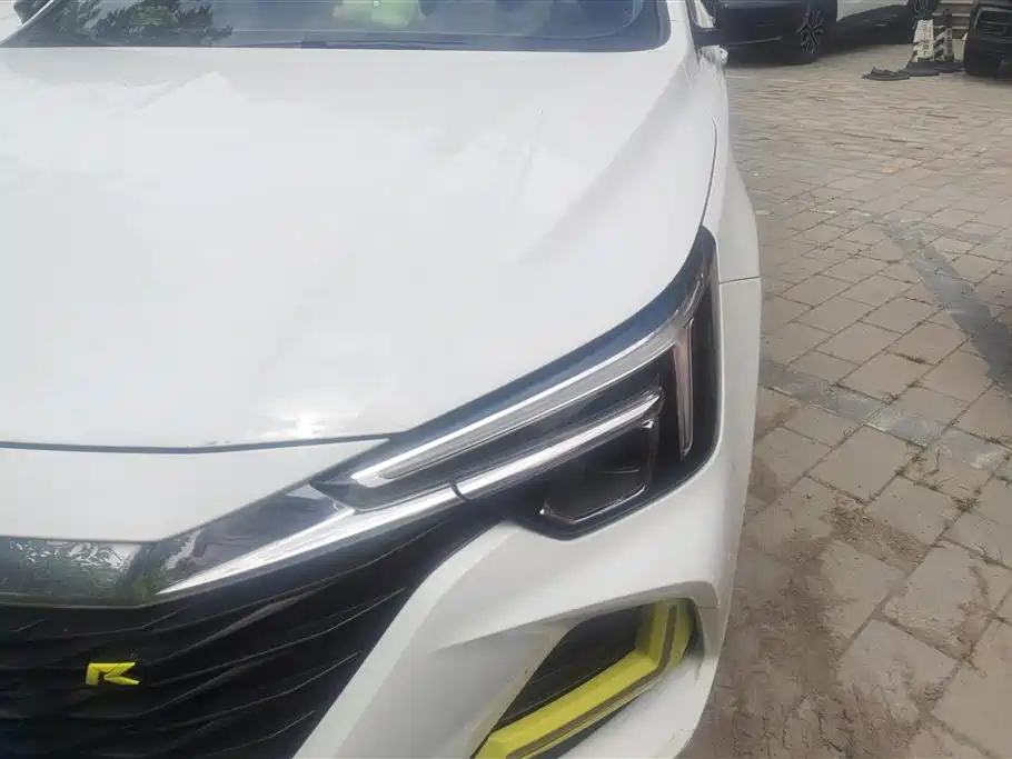 Roewe i6 MAX 荣威i6 MAX 2020款 300 TGI 自动爽酷智驾版