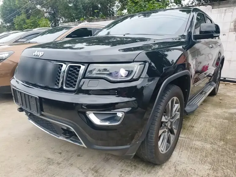 Jeep Grand Cherokee (Import) 3.0 L Comfort Enjoyment Navigation