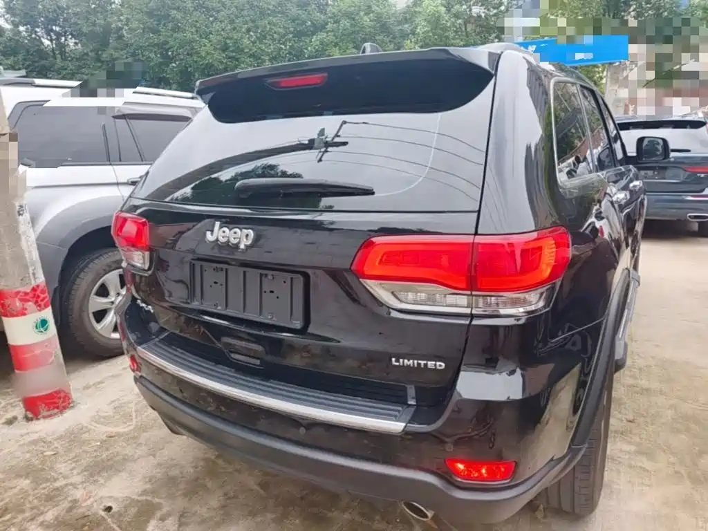 Grand Cherokee (Import) 3.0 L Comfort Enjoyment Navigation