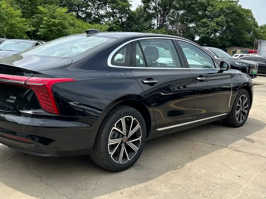 Hongqi H5 PHEV 170 Super Hybrid