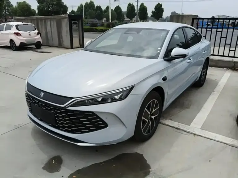 BYD Qin L DM-i 128 KM Leading