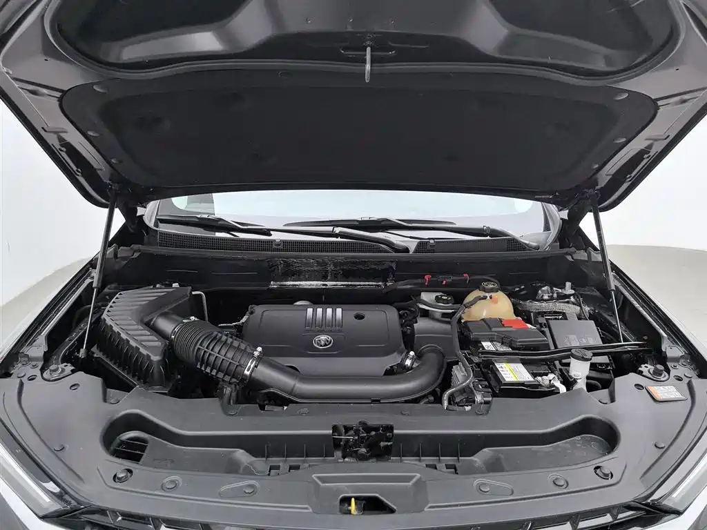 Enclave 652 T 2 WD Distinguished 7-seat