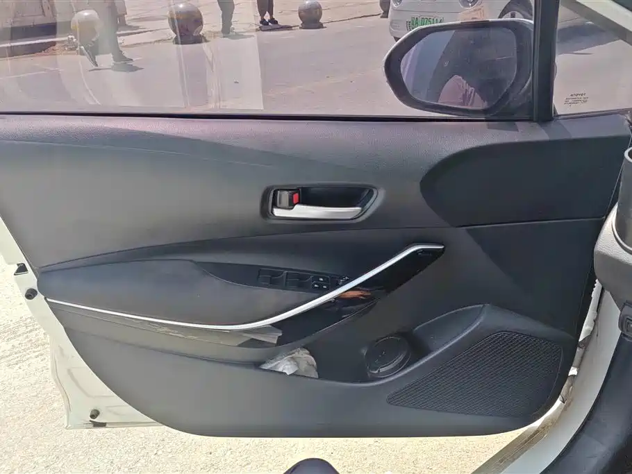 Corolla 1.8 L Smart e-Hybrid Dual Engine Pioneer