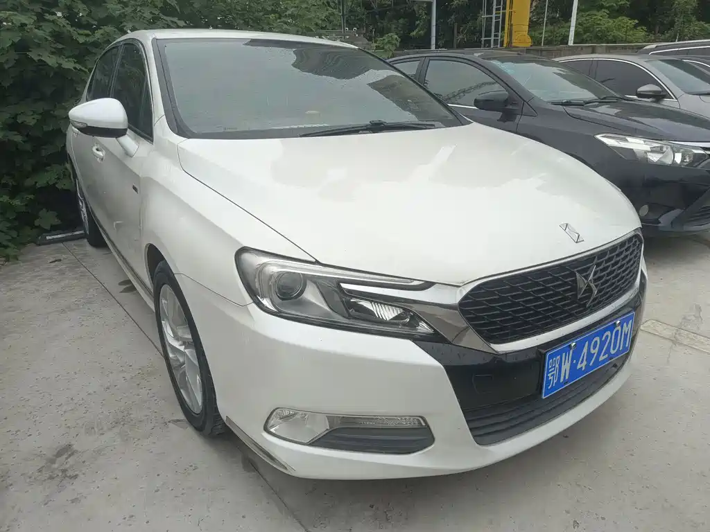 DS 5 LS 1.6 T Style THP160