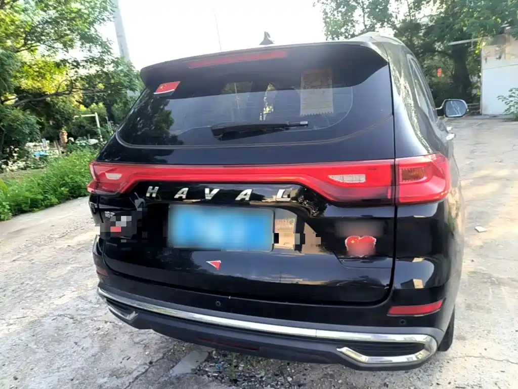 Haval M6 PLUS 1.5 T DCT Luxury Connected