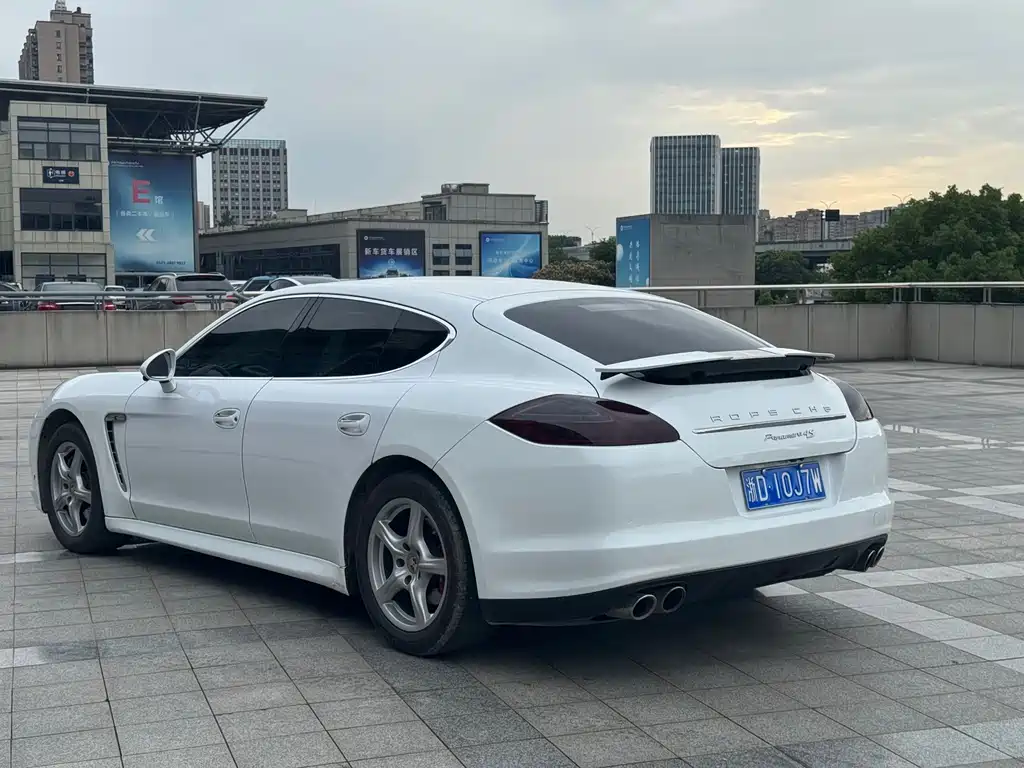 Panamera Panamera 4 Platinum Edition 3.6 L