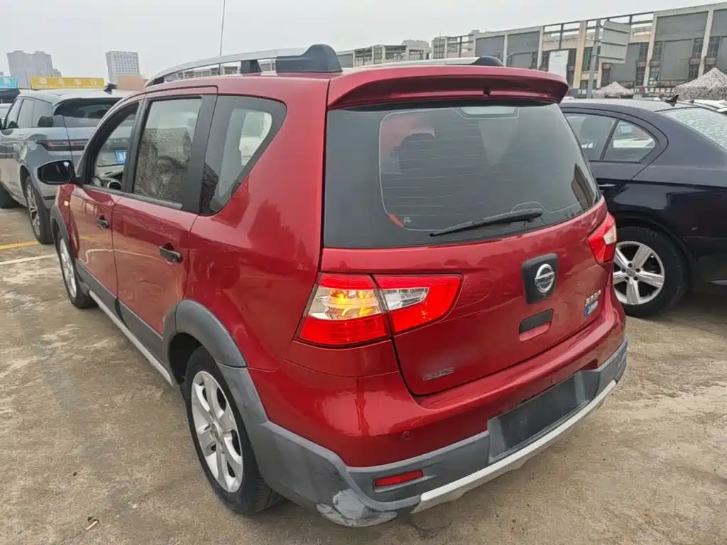 Livina 骊威 2013款 劲锐 1.6 XV CVT豪华版