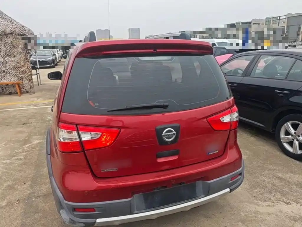 Livina 骊威 2013款 劲锐 1.6 XV CVT豪华版