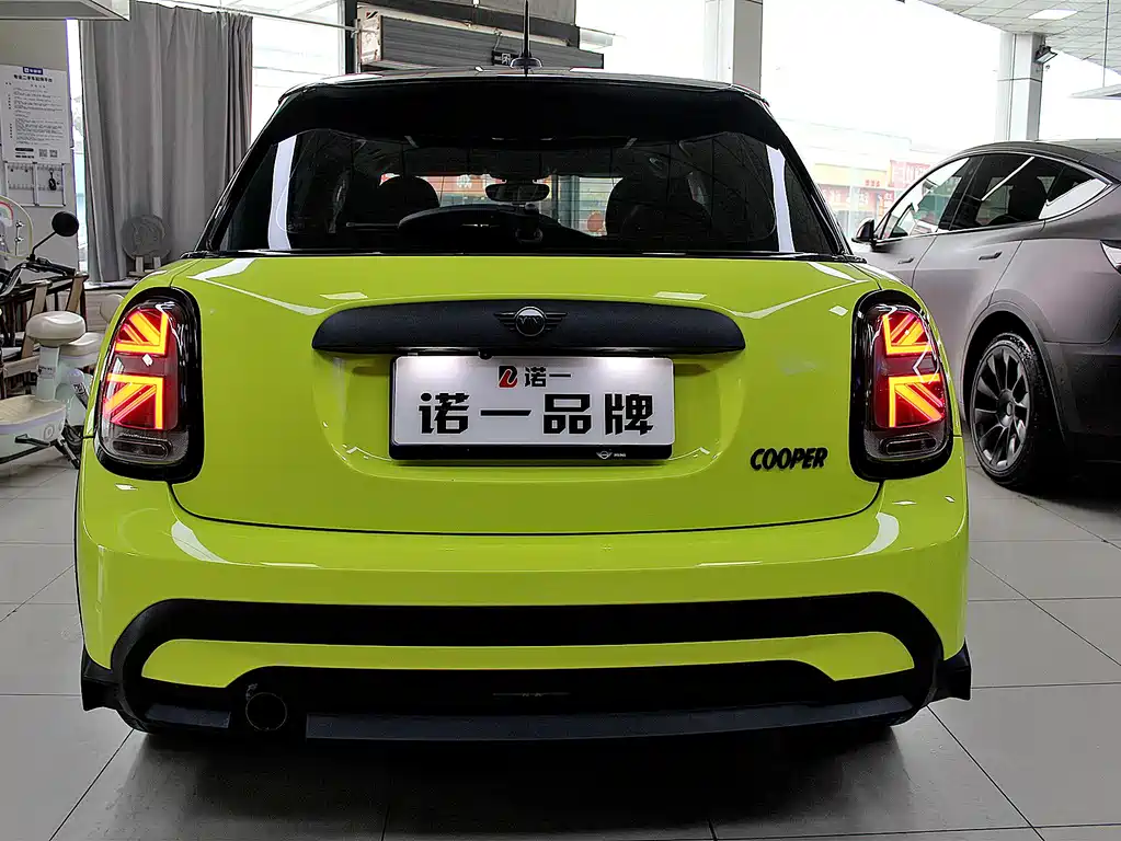 MINI Facelift 1.5 T ONE 5-door PLUS