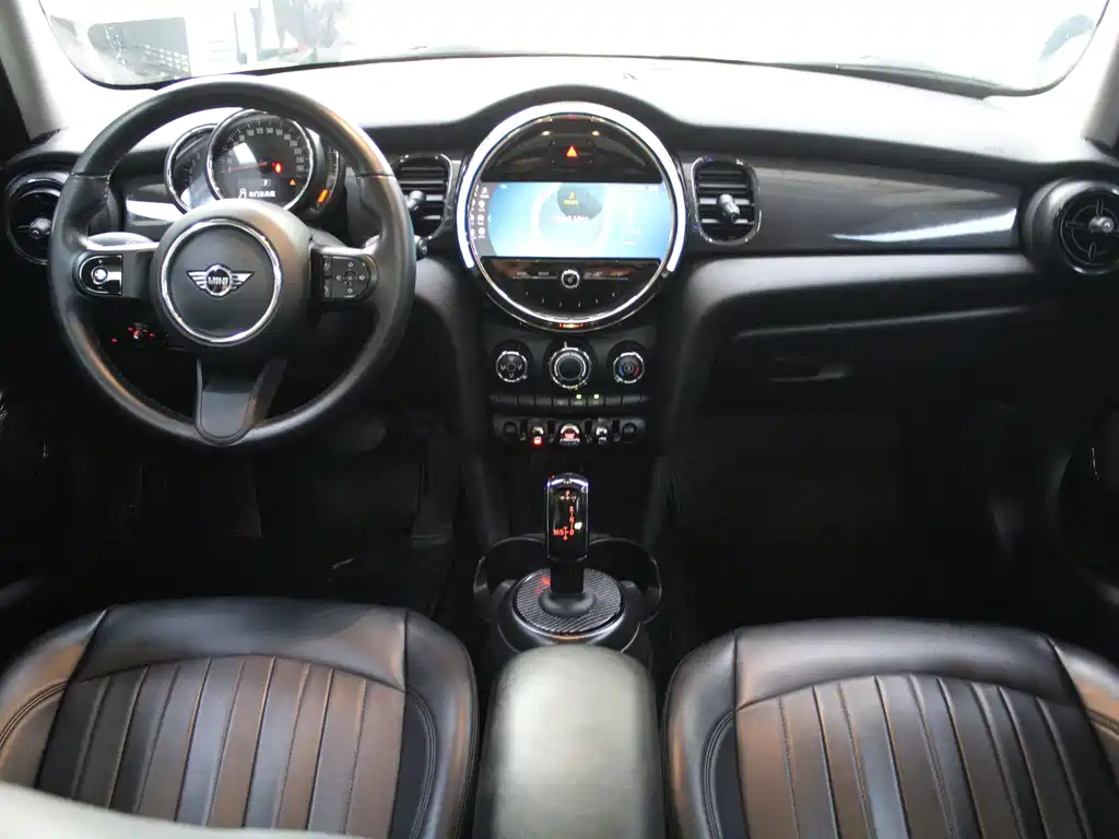MINI Facelift 1.5 T ONE 5-door PLUS
