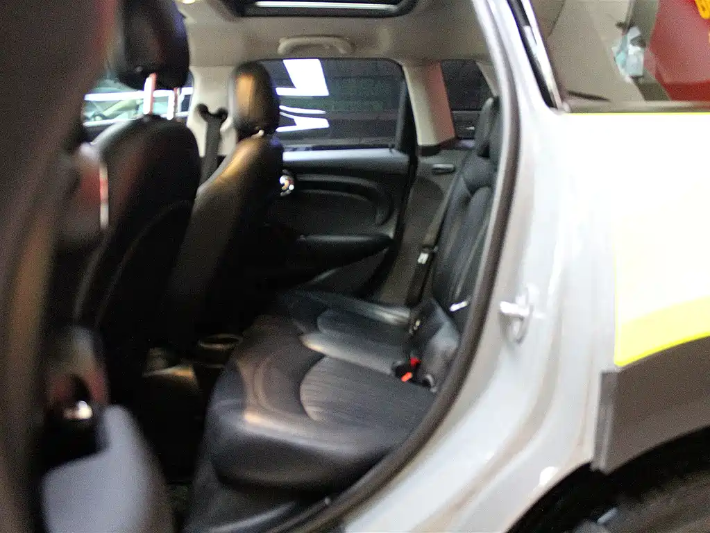 MINI Facelift 1.5 T ONE 5-door PLUS