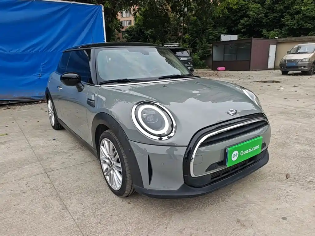 MINI Facelift 1.5 T COOPER Classic