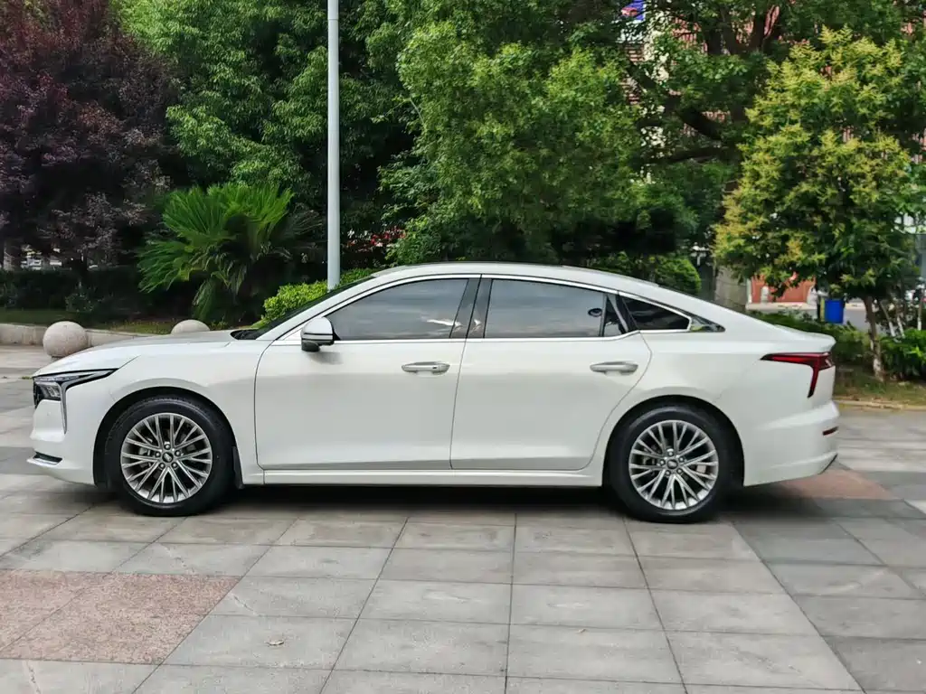 Besturn B70 3 rd Gen 1.5 T Auto Pleasure 70 Anniversary