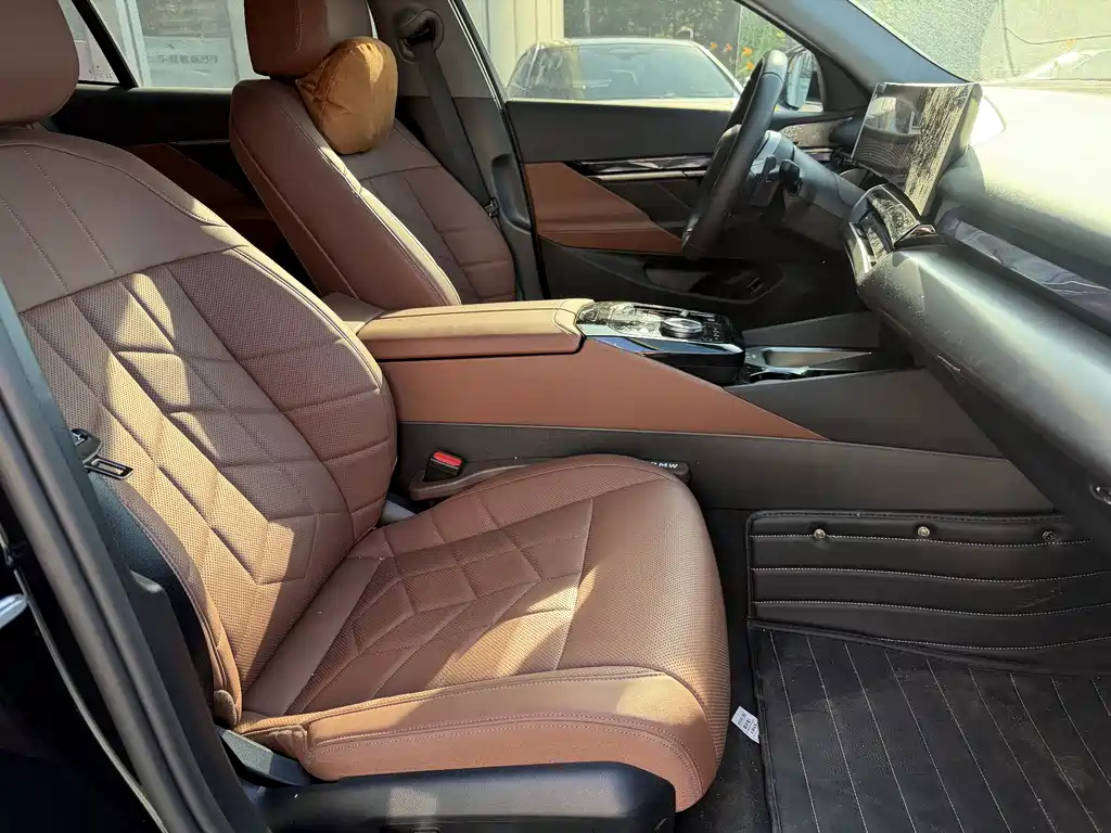 BMW 5 Series 530 Li xDrive M Sport Package