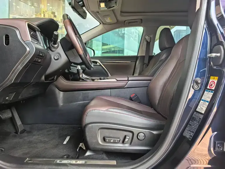 Lexus RX 300 4 WD Elegant CN-V