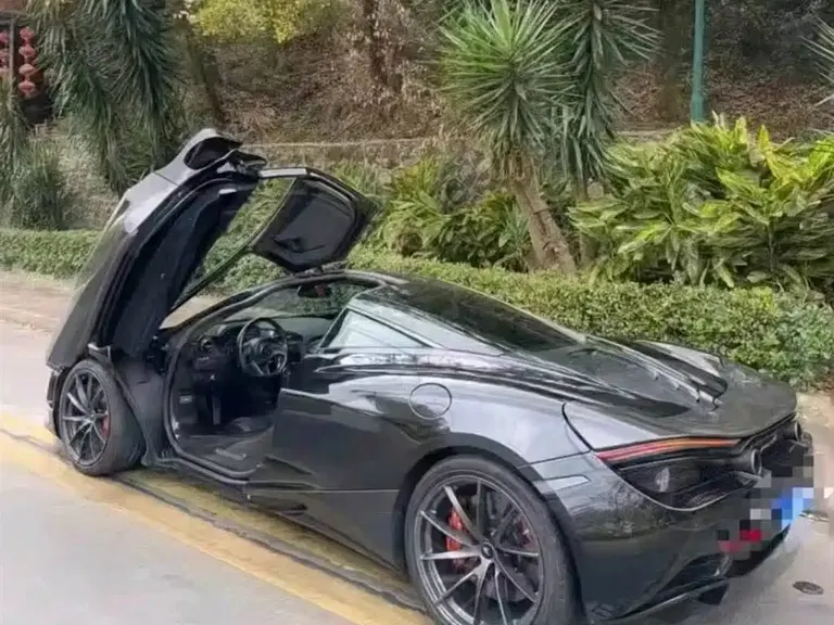 McLaren 720 S 4.0 T Coupe