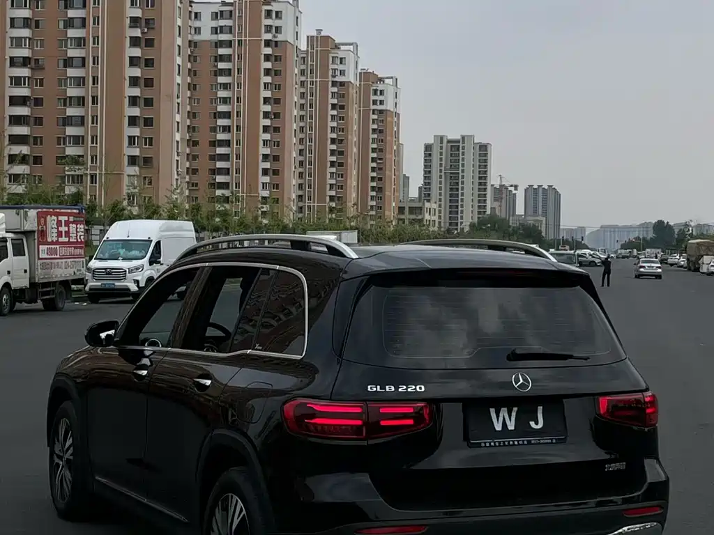 Mercedes-Benz GLB Facelift GLB 220 Dynamic